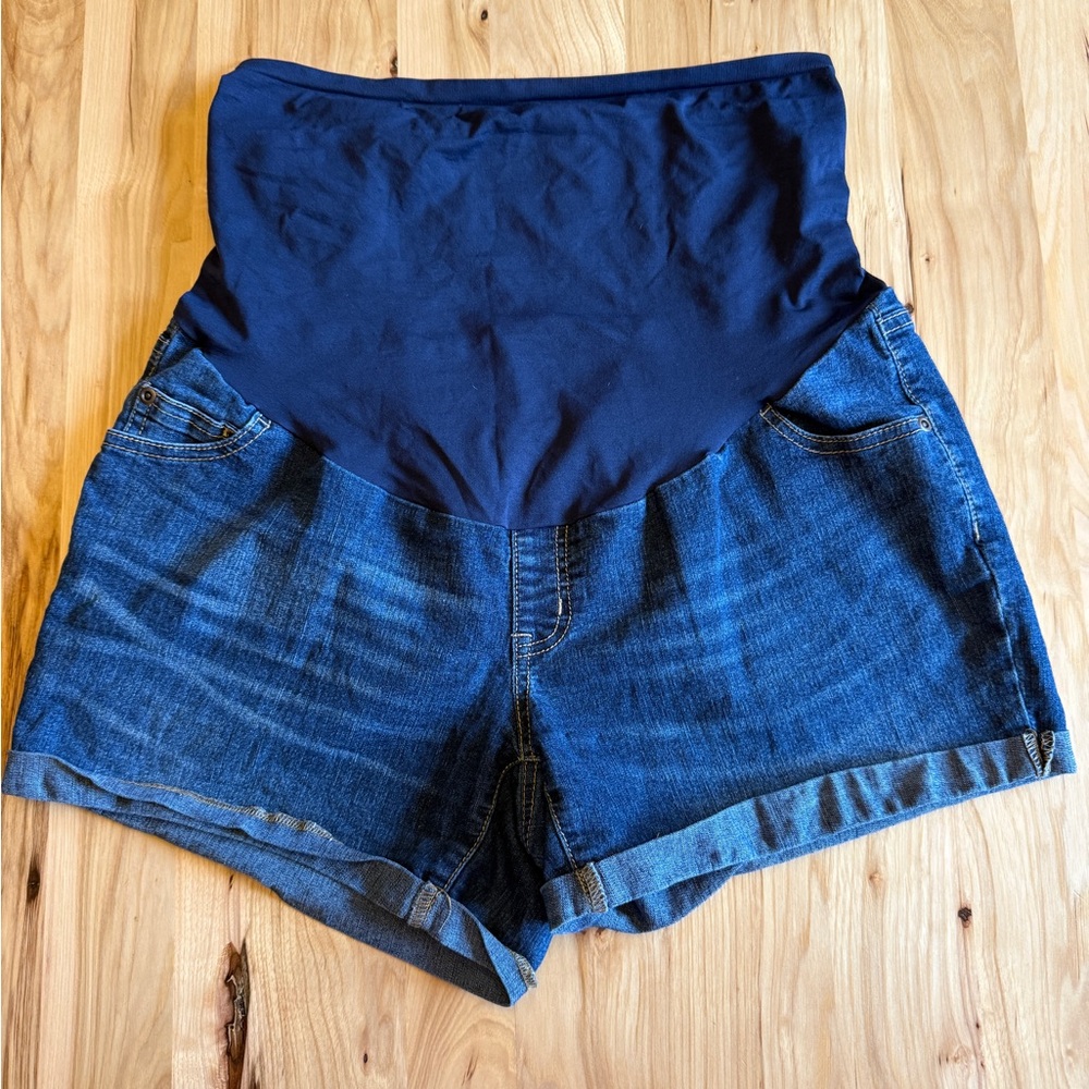 Dark Wash Jean Medium Maternity Shorts